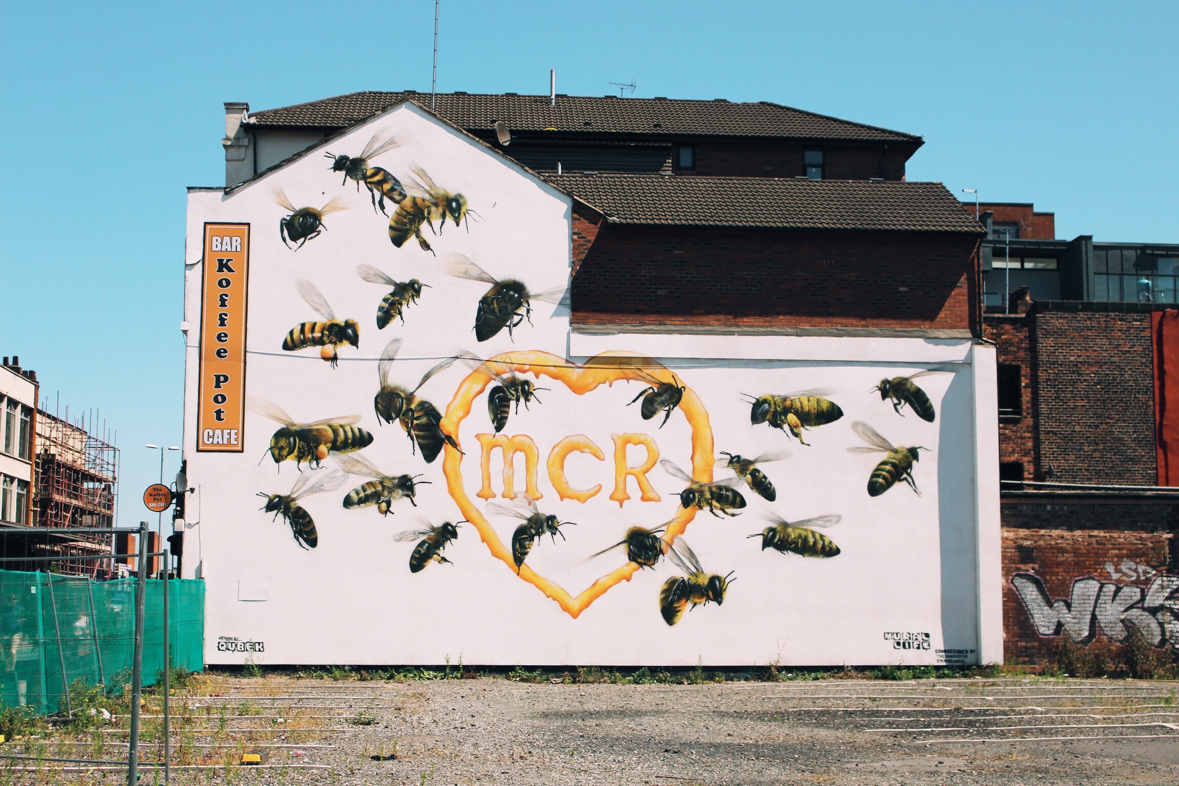 KOFFEE POT BEE MURAL